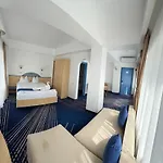 Briza Boutique Hotel 3*