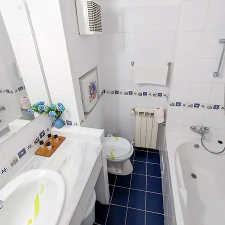 Briza Boutique Hotel 3*